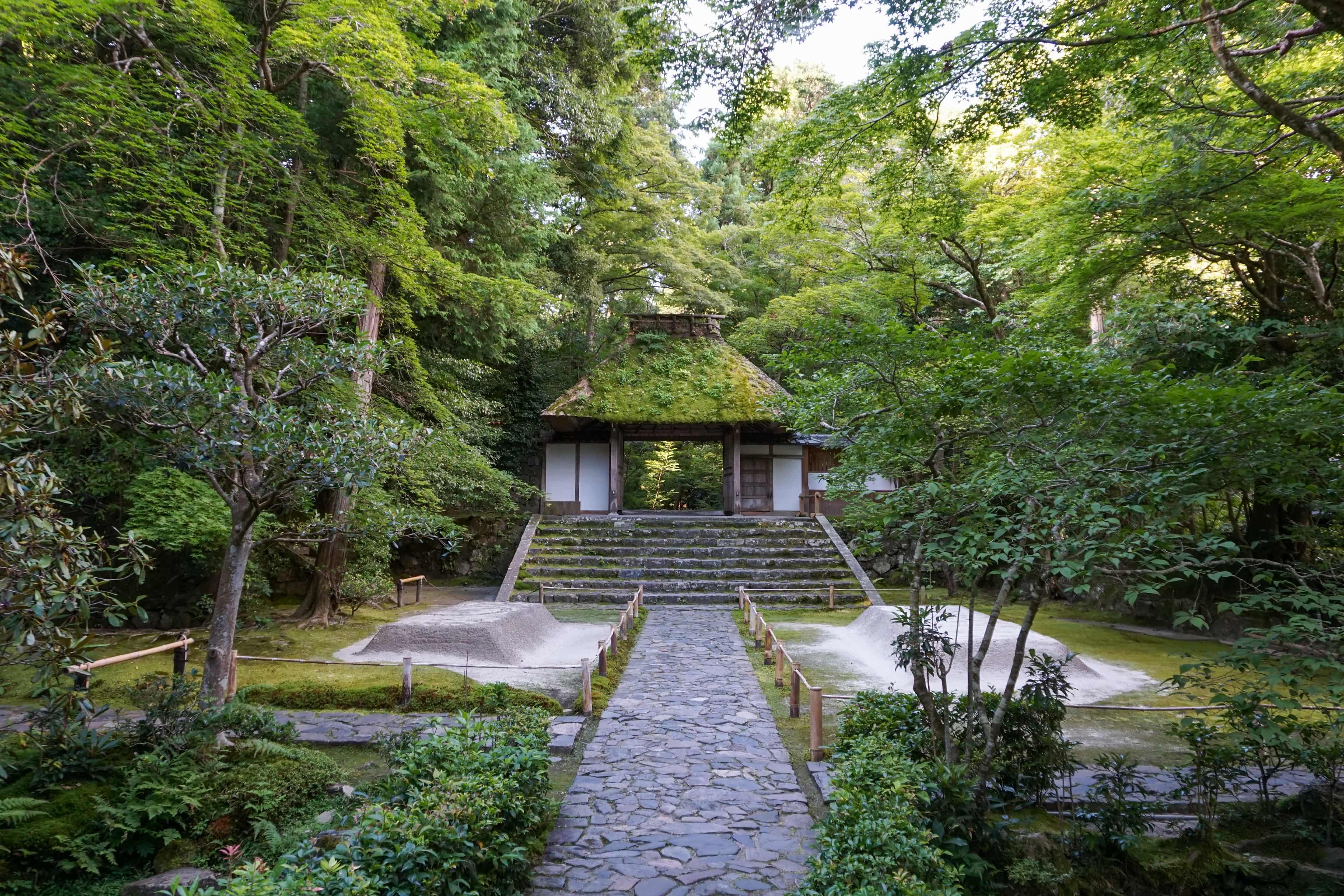 Silver Pavilion and Philosopher's Path Walk photo 5